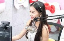 娱乐主播直播间吃瓜视频,娱乐主播带你揭秘娱乐圈幕后故事